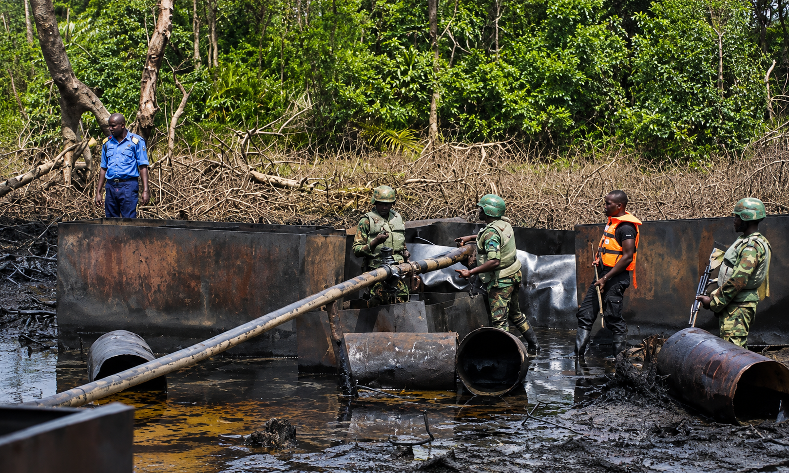 Navy Discovers 17,000 Litres Of Suspected Stolen Crude In Delta