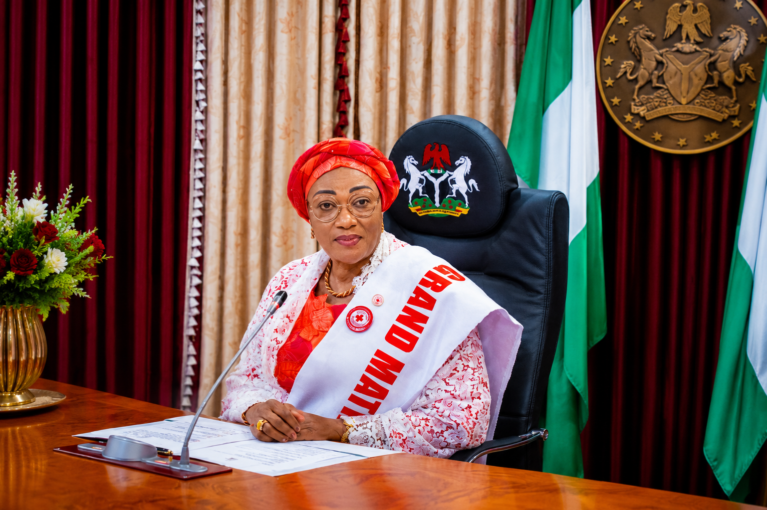 First Lady Encourages Youths to Join Humanitarian Service